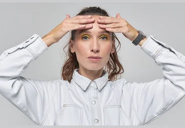 facepilates Дарья Орлова ― Устраняем морщины на лбу 2023 слив