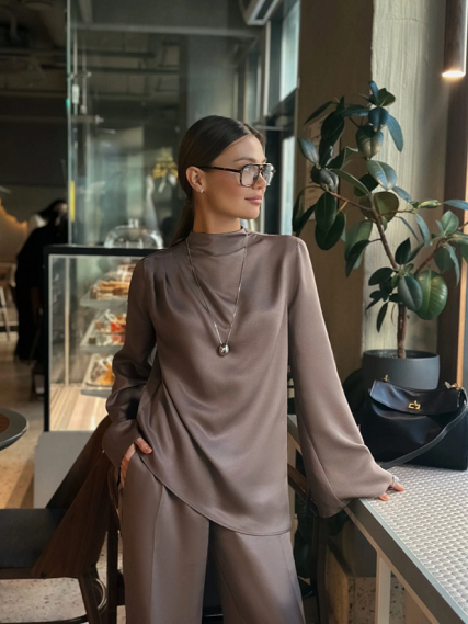Shveyaholic Лилия Кожина ― Выкройка блузы Choco. Размеры: 40-52 2025 слив курса