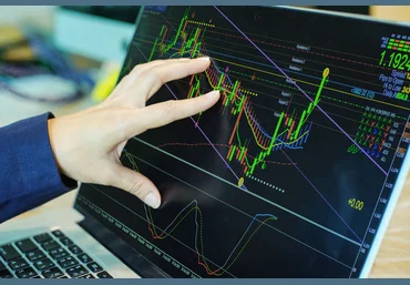 Макс Живас Два курса: Группа 6ETrader. Курс обучения дейтрейдингу и Модуль Технический анализ слив
